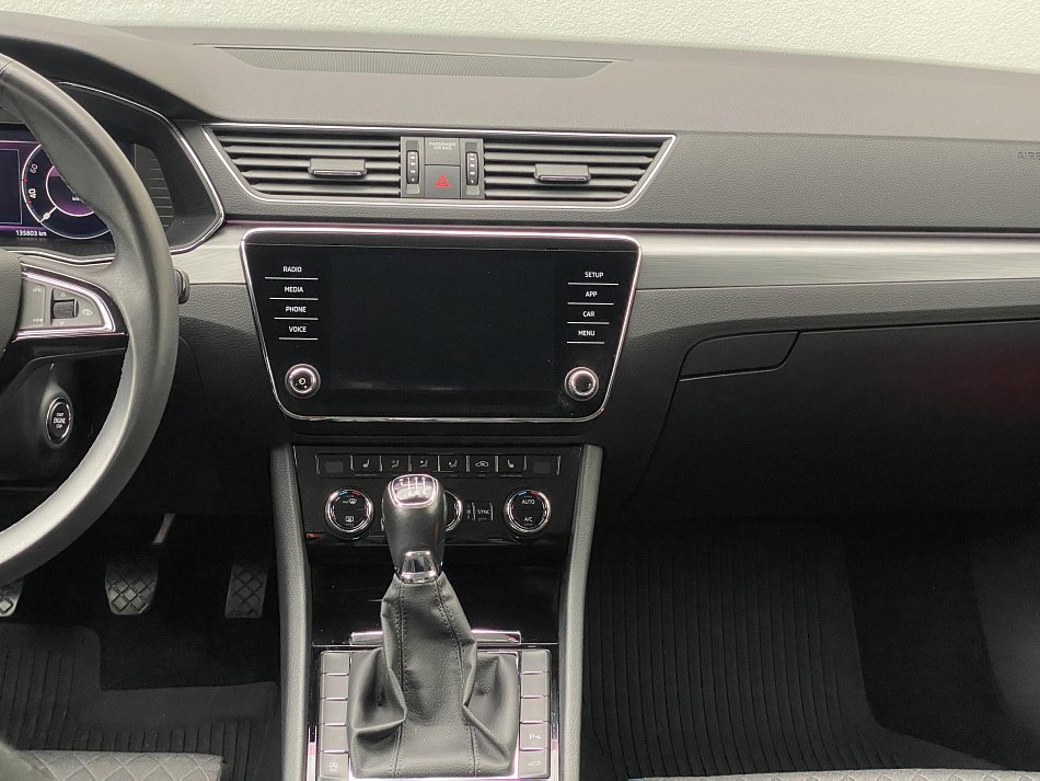 Škoda Superb III 2.0 TDi Style