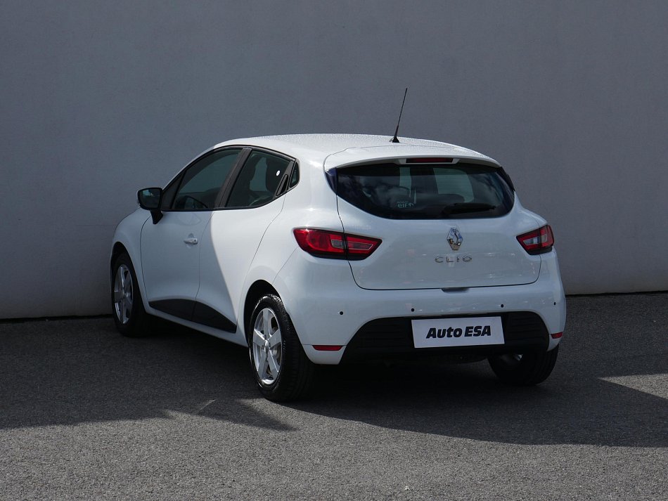 Renault Clio 1.2i 