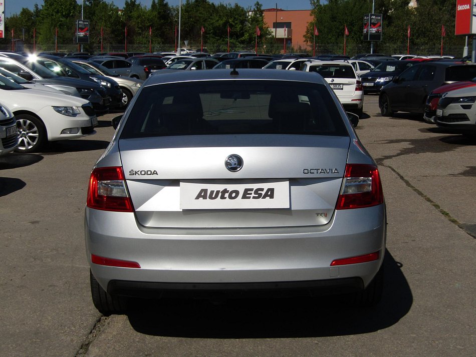 Škoda Octavia III 2.0 TDi Elegance