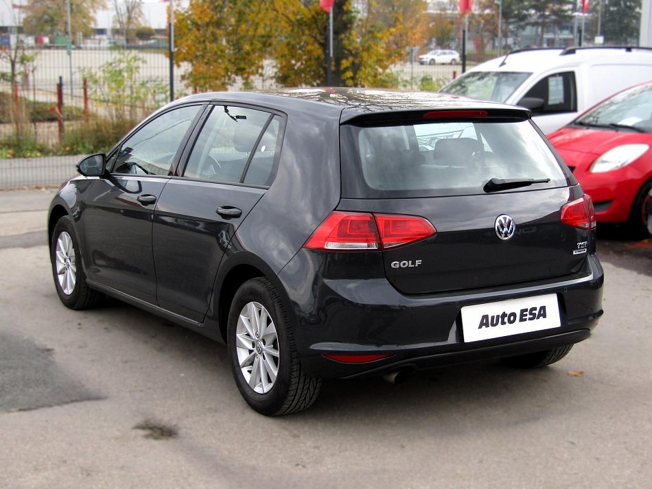 Volkswagen Golf 1.2 TSi 