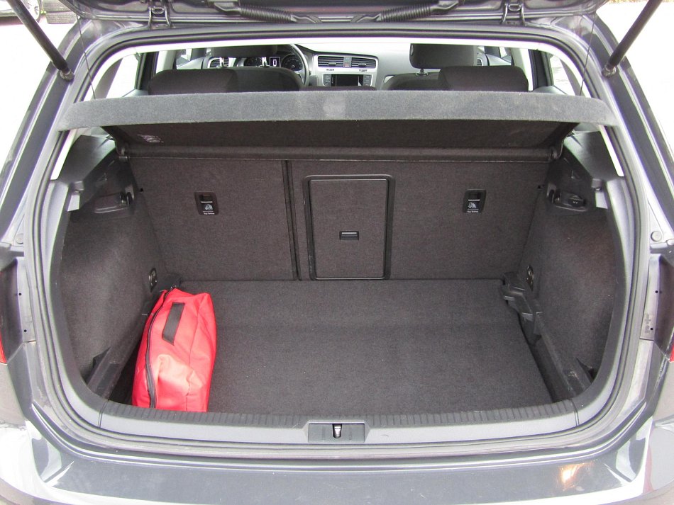 Volkswagen Golf 1.2 TSi 