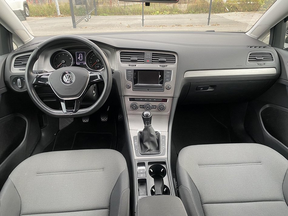 Volkswagen Golf 1.2 TSi 