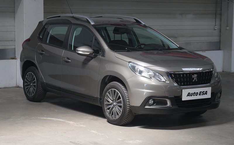 Peugeot 2008 1.2 PT 