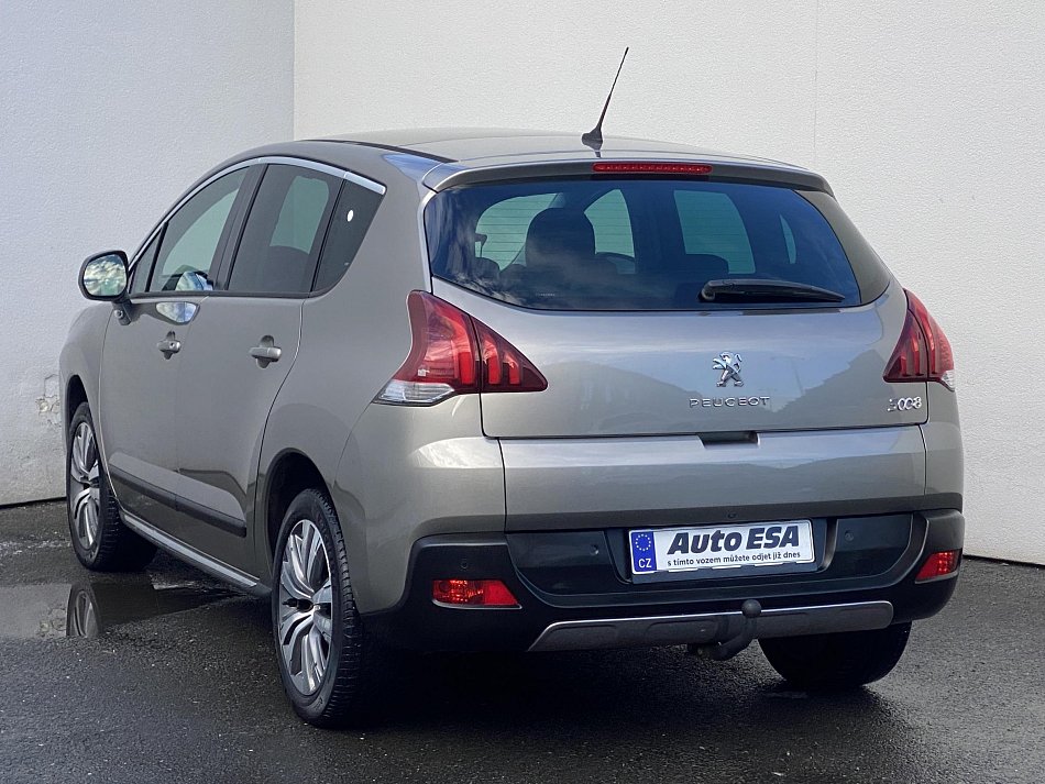 Peugeot 3008 1.2 PT Allure