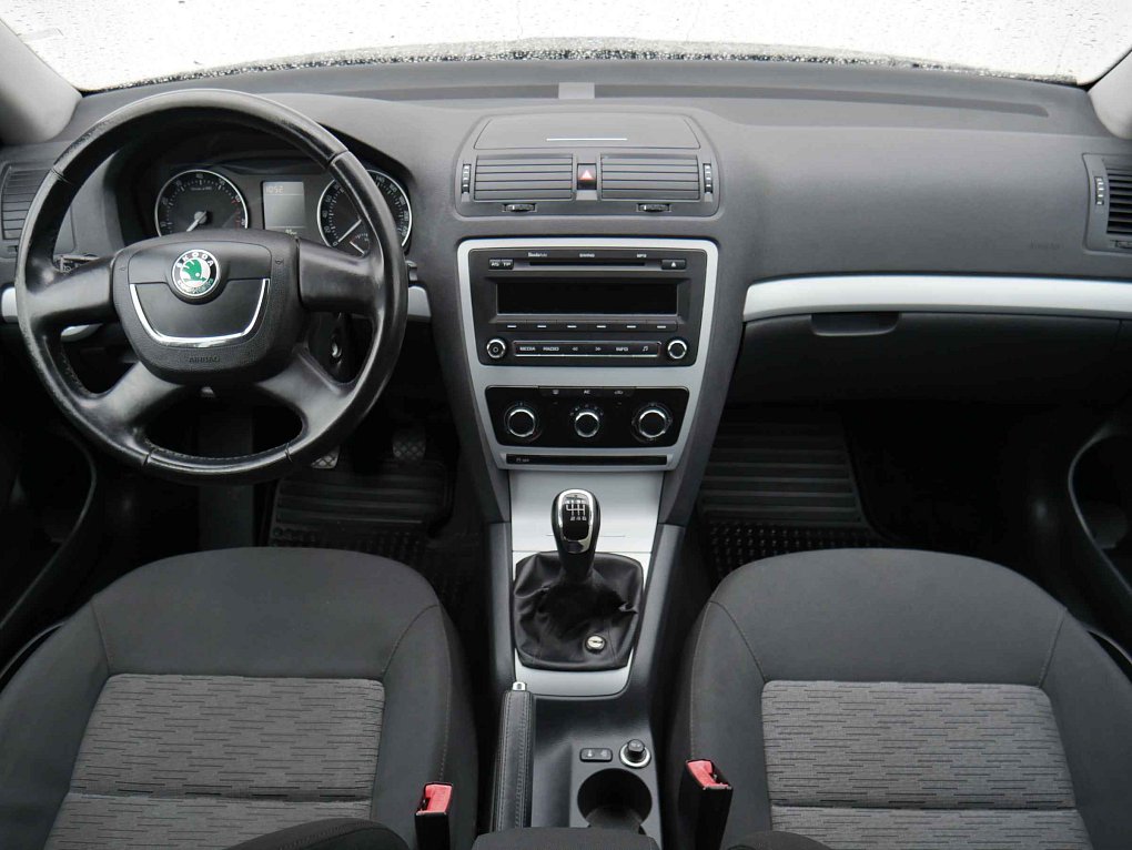 Škoda Octavia II 1.2 TSi Ambiente