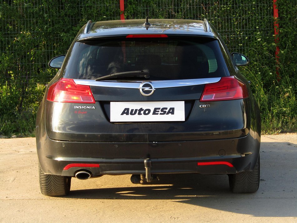 Opel Insignia 2.0CDTi 