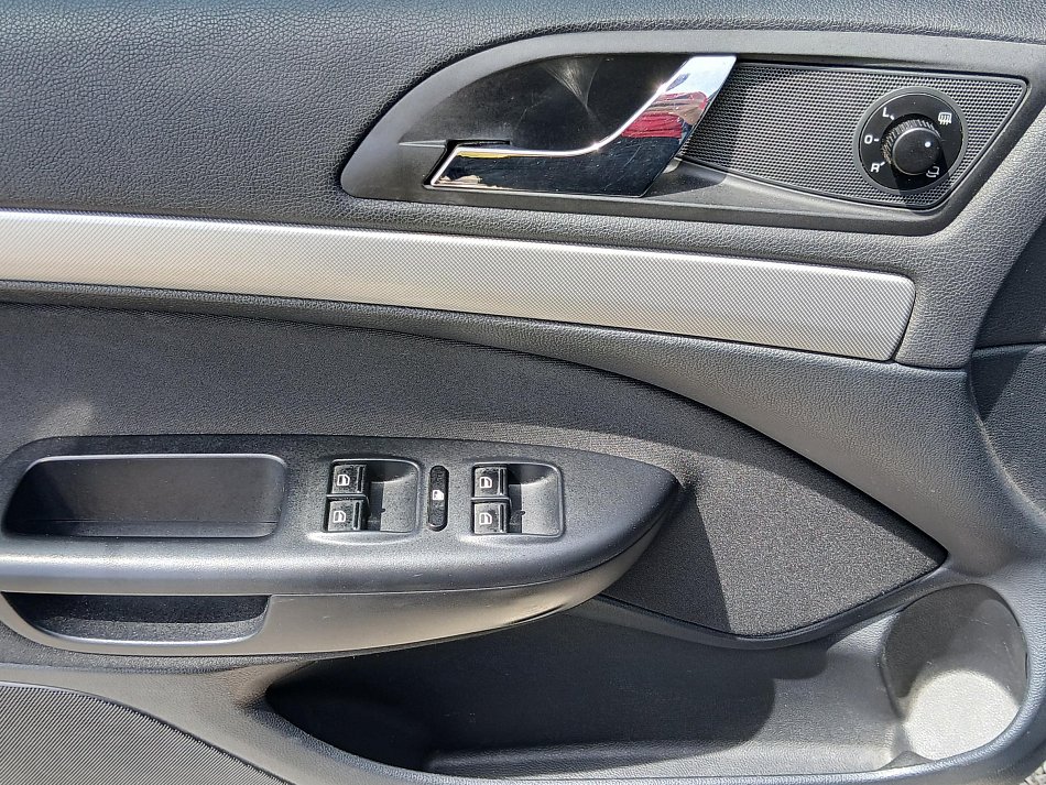 Škoda Octavia II 2.0TDi Elegance
