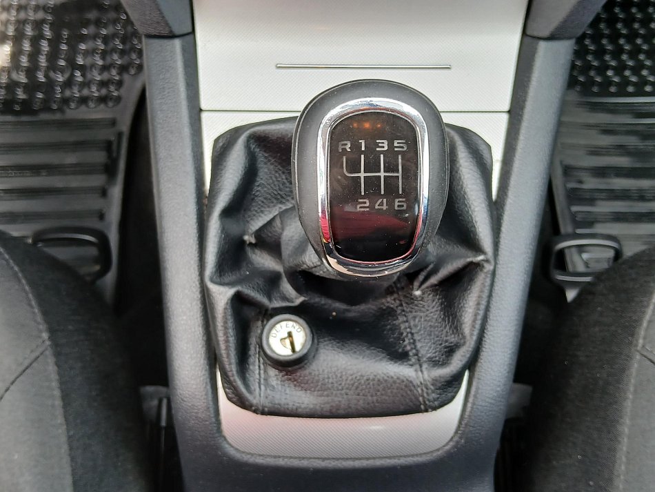 Škoda Octavia II 2.0TDi Elegance