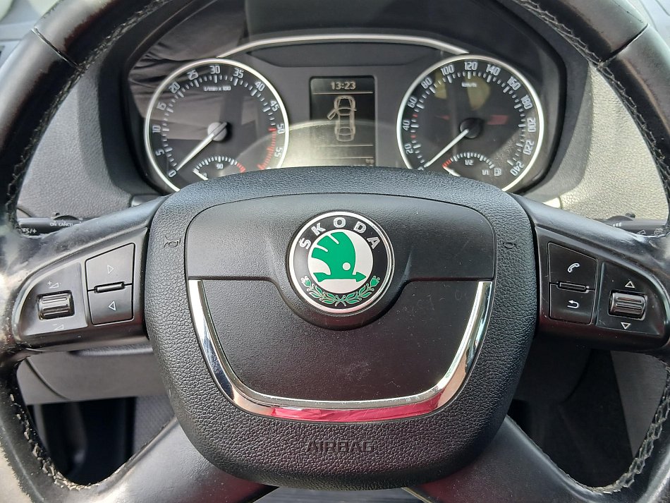 Škoda Octavia II 2.0TDi Elegance