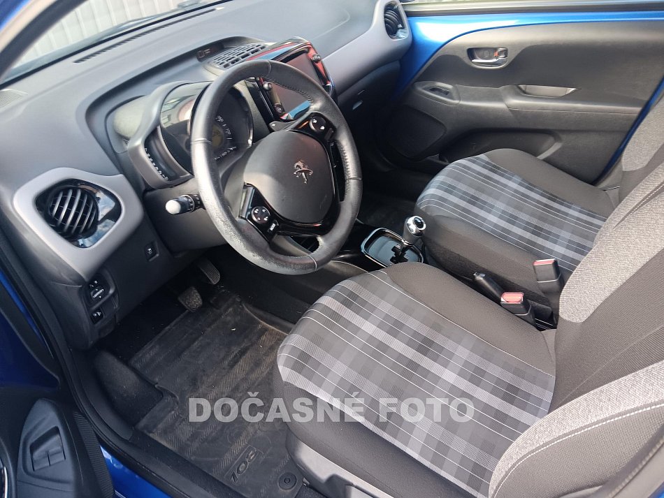 Peugeot 108 1.0i 