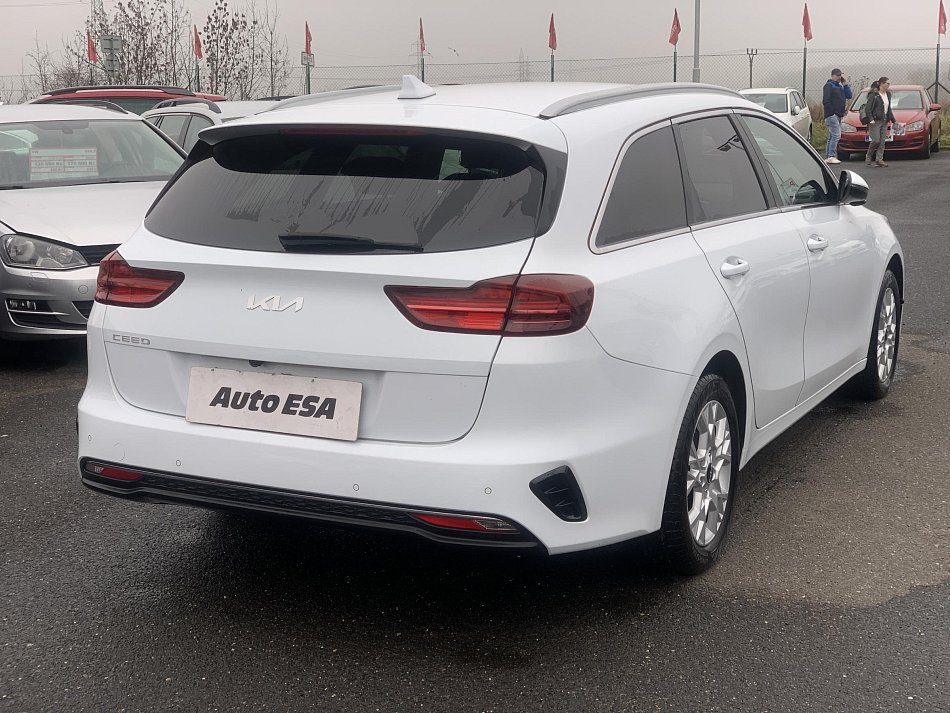 Kia Ceed 1.5 T-GDi TOP