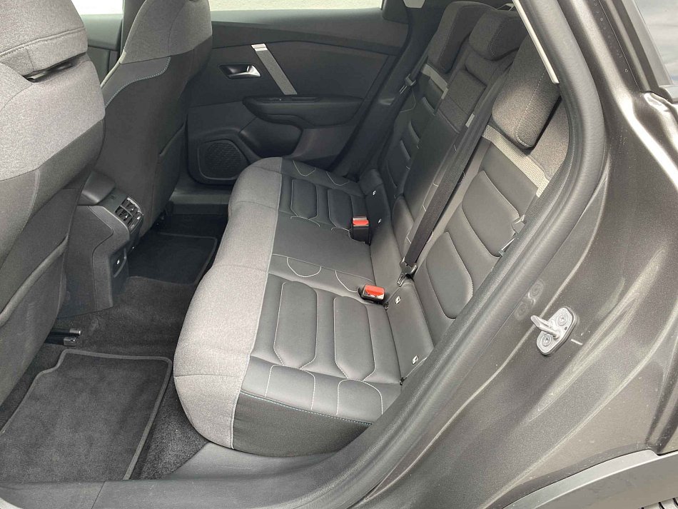 Citroën C4 1.2PT Shine