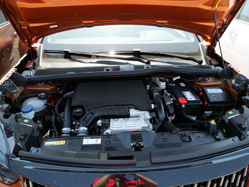 Peugeot 2008 1.2T GT