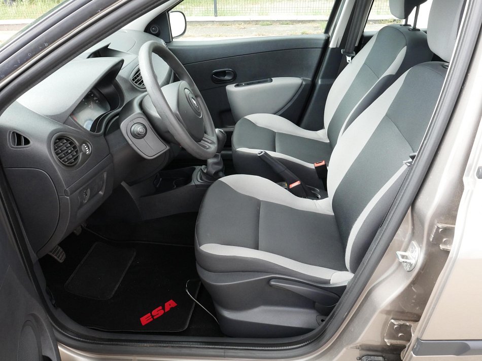 Renault Clio 1.2 i 