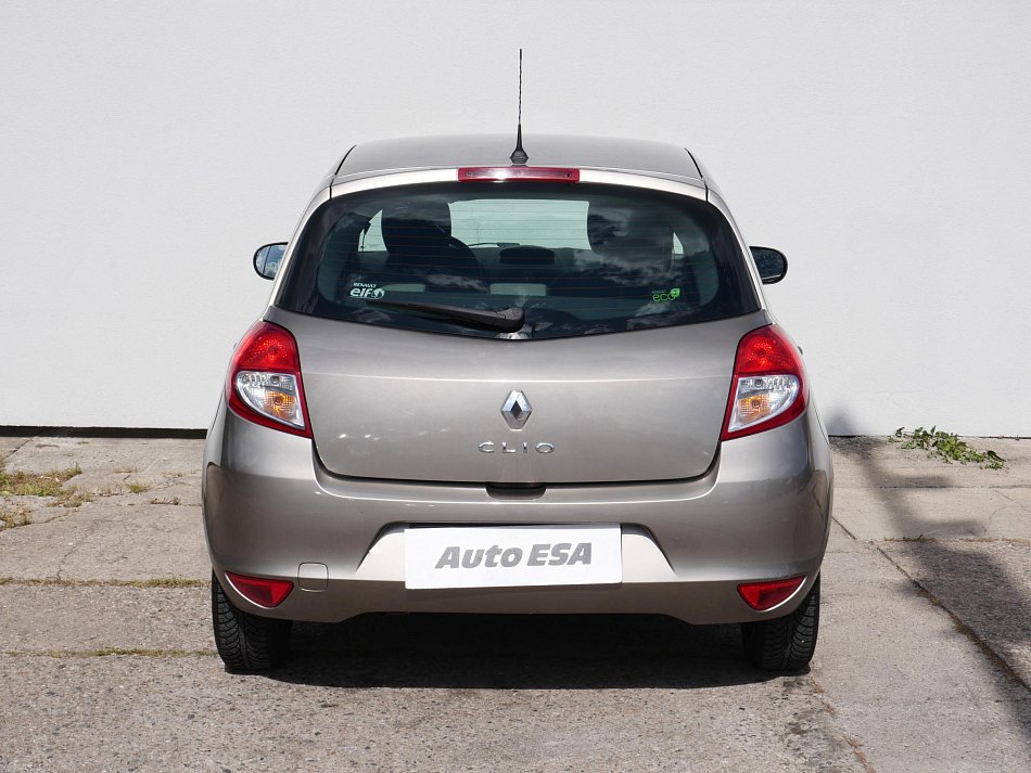 Renault Clio 1.2 i 