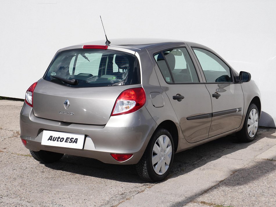 Renault Clio 1.2 i 