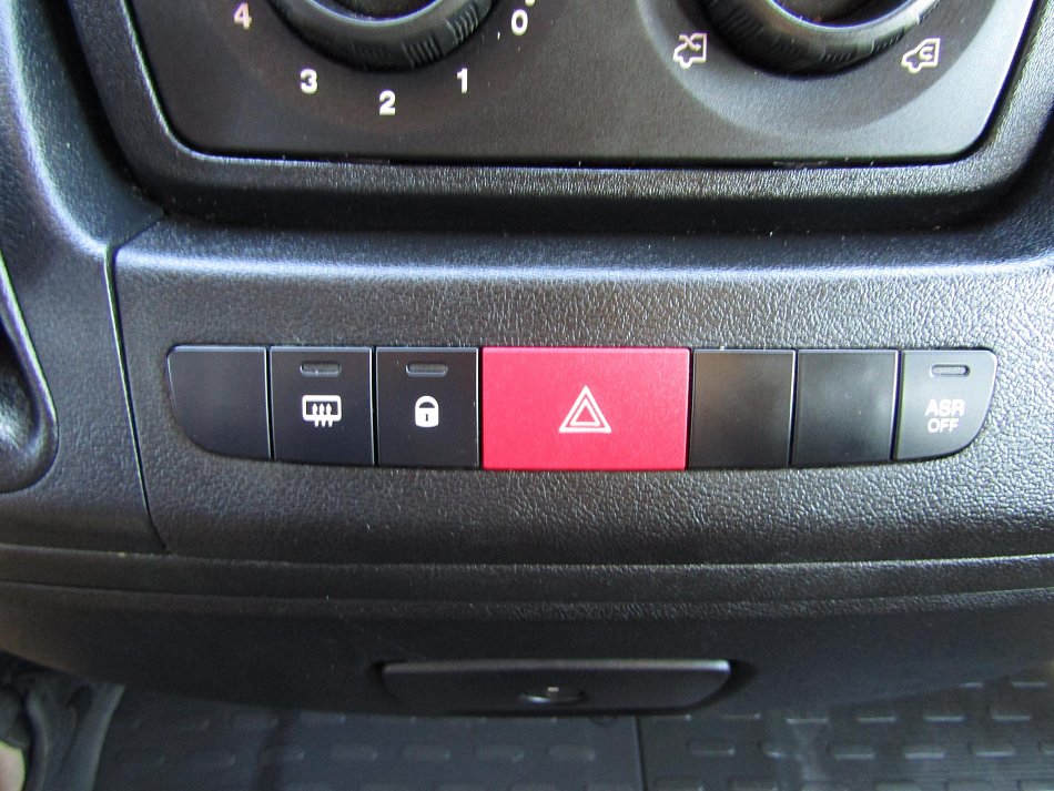 Citroën Jumper 2.0HDi  L4H2 6míst