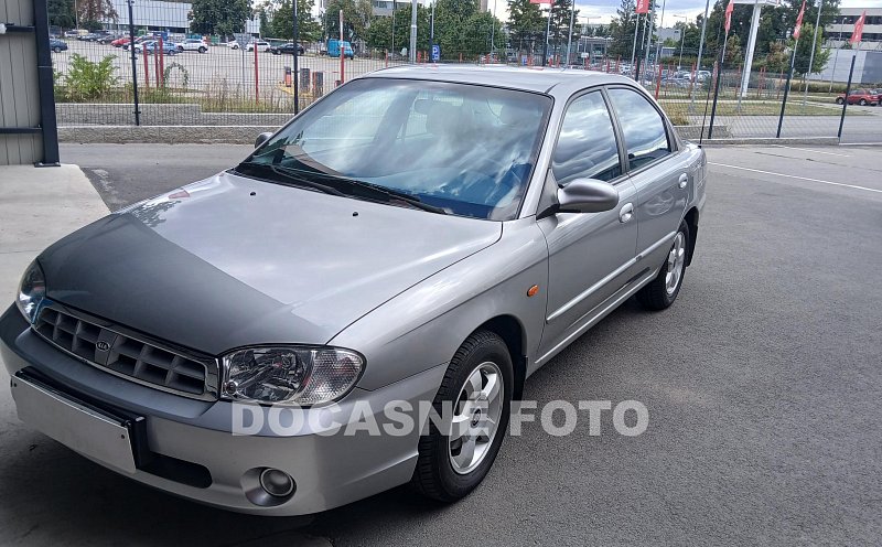 Kia Shuma 1.6i 