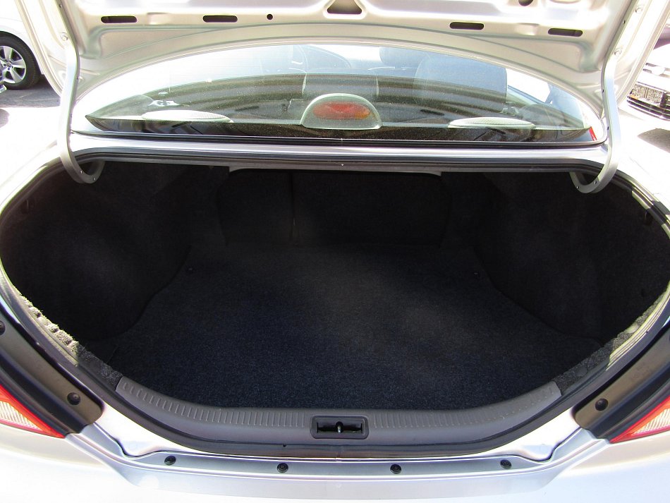Kia Shuma 1.6i 
