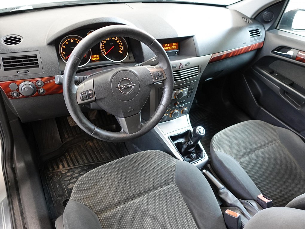 Opel Astra 1.6i 