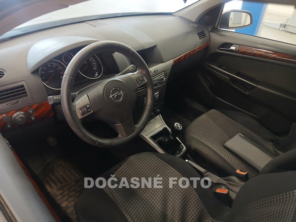 Opel Astra 1.6i 