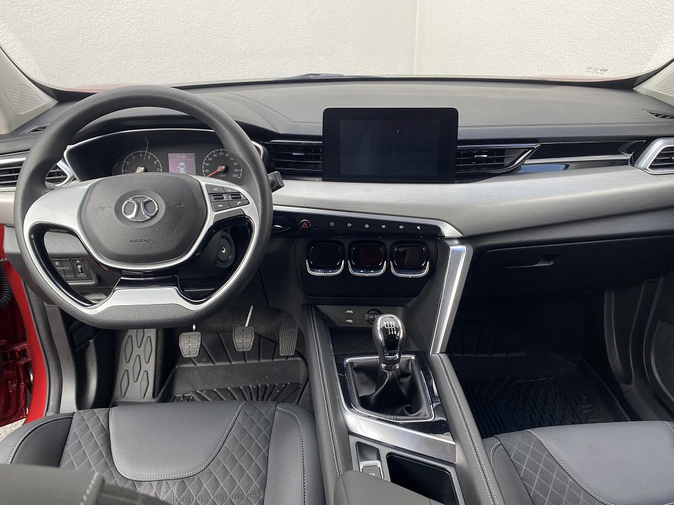 BAIC X35 1.5T 