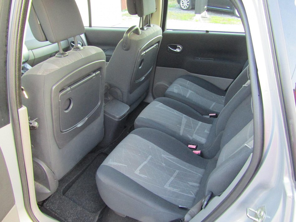 Renault Scénic 1.9 dCi 