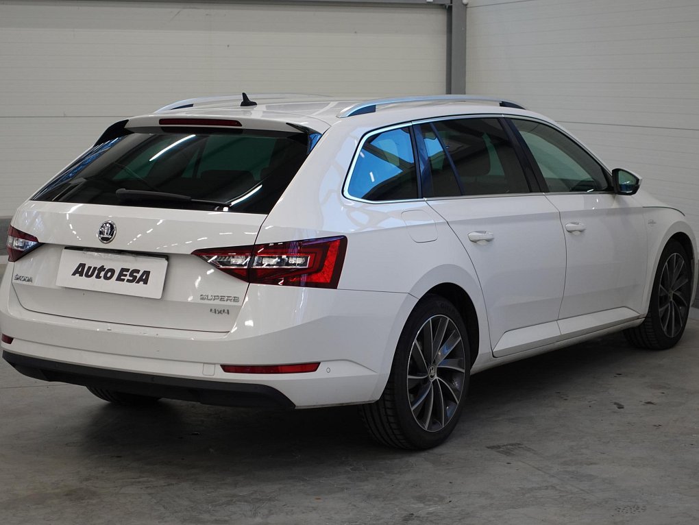 Škoda Superb III 2.0 TDi L&K 4x4