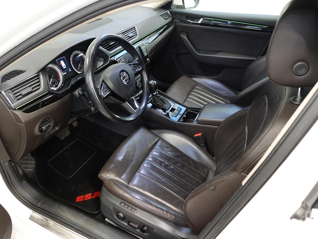 Škoda Superb III 2.0 TDi L&K 4x4