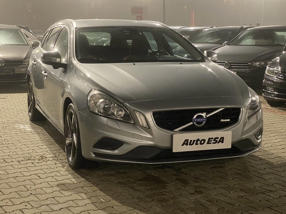 Volvo V60 2.0 D3 