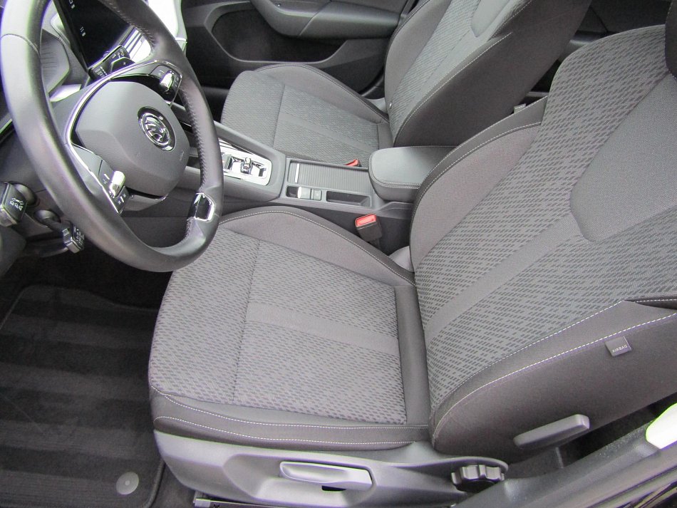 Škoda Octavia IV 2.0 TDi Style