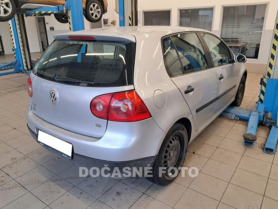 Volkswagen Golf 1.6 i 