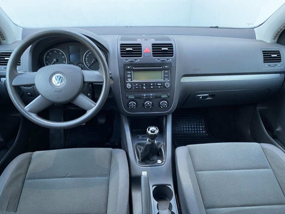 Volkswagen Golf 1.6 i 