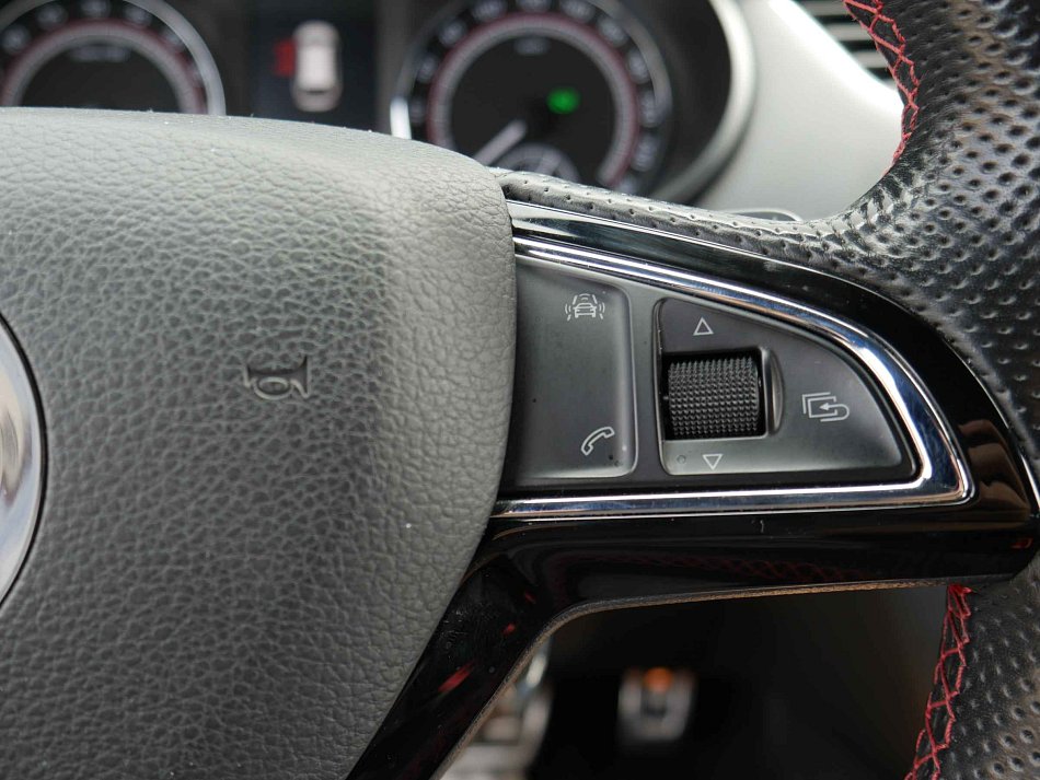 Škoda Octavia III 2.0 TDi RS