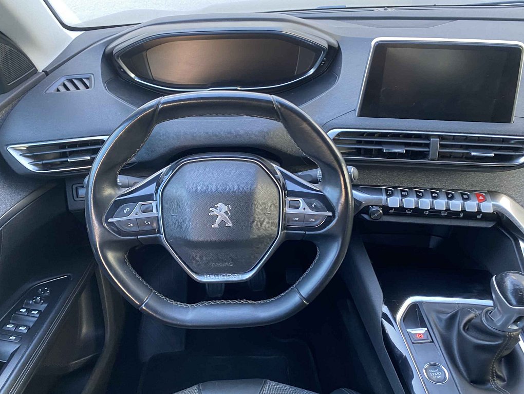 Peugeot 5008 1.5 HDi Allure
