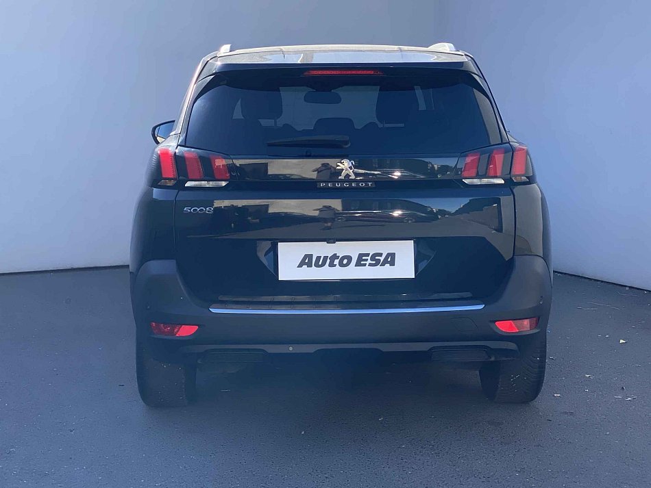 Peugeot 5008 1.5 HDi Allure