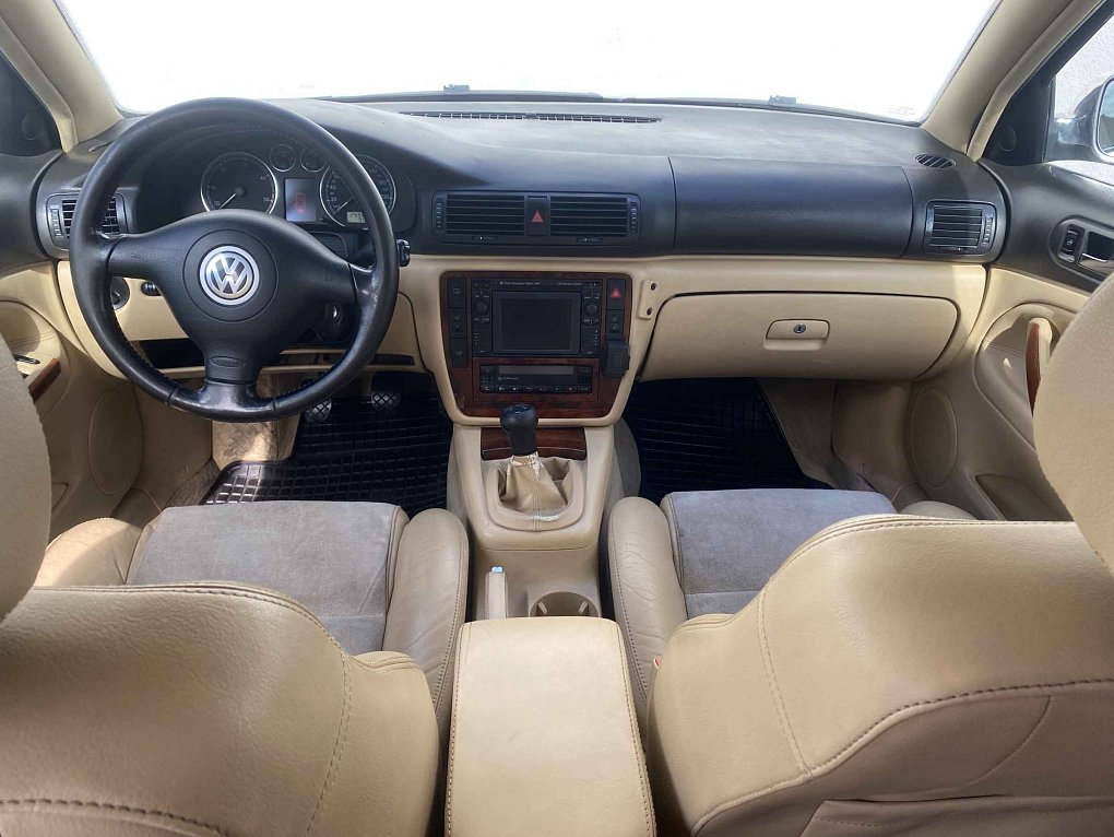 Volkswagen Passat 1.9TDi 