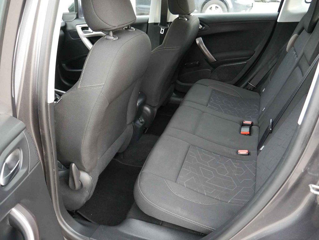 Peugeot 2008 1.2 PT 
