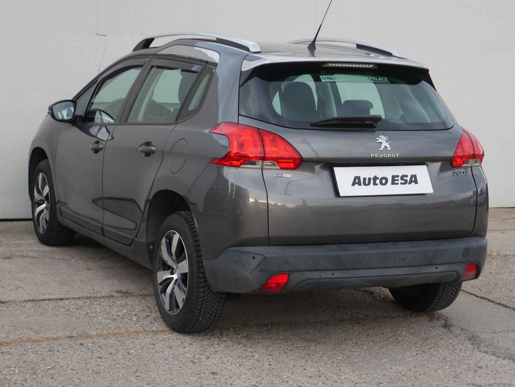 Peugeot 2008 1.2 PT 