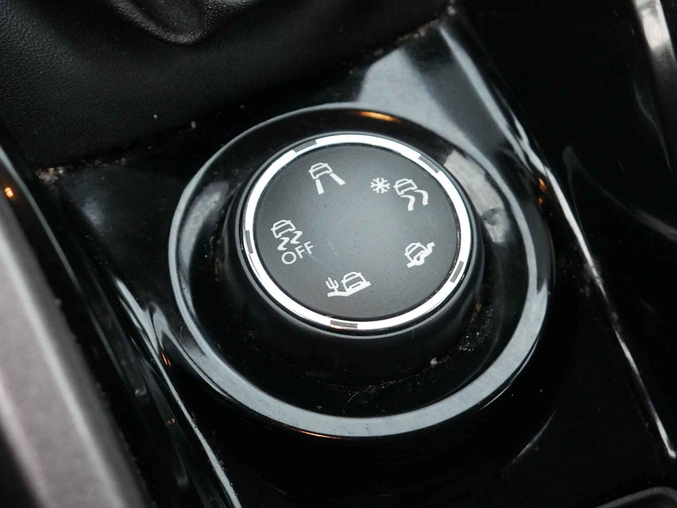 Peugeot 2008 1.2 PT 