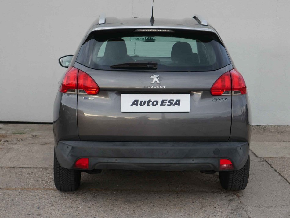 Peugeot 2008 1.2 PT 