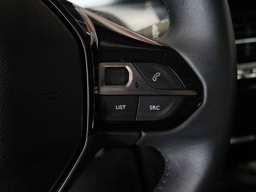 Peugeot 2008 1.2 PT 