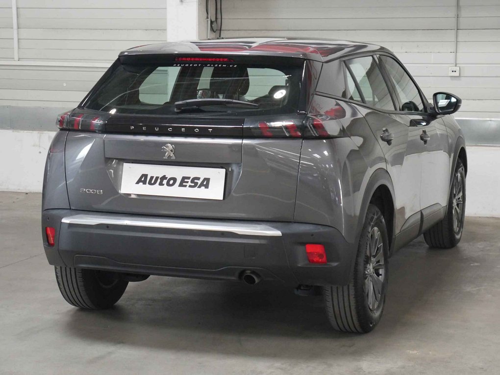 Peugeot 2008 1.2 PT 