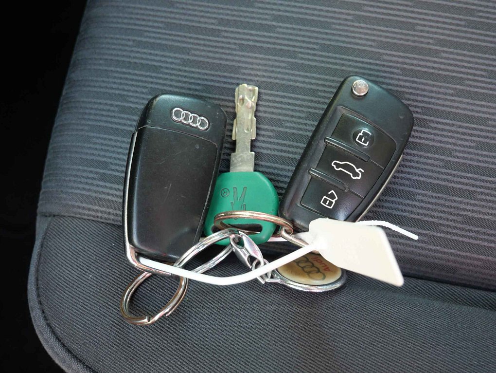 Audi A4 2.0TDi  Avant