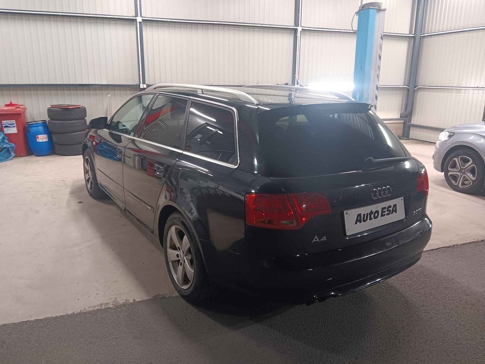Audi A4 2.0TDi  Avant