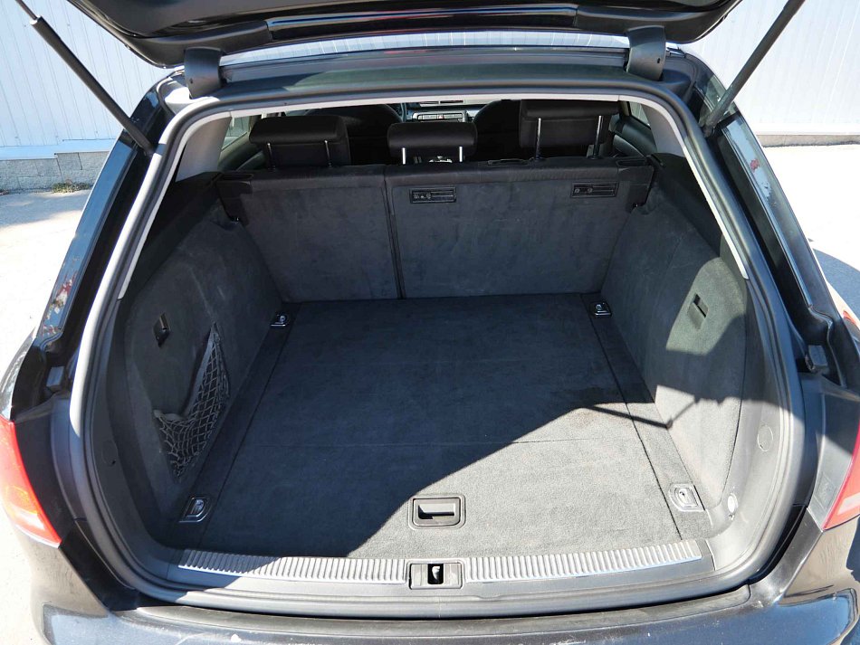 Audi A4 2.0TDi  Avant