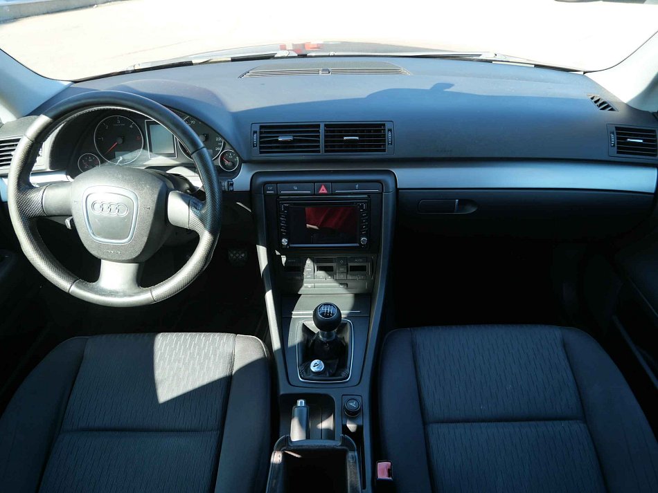 Audi A4 2.0TDi  Avant