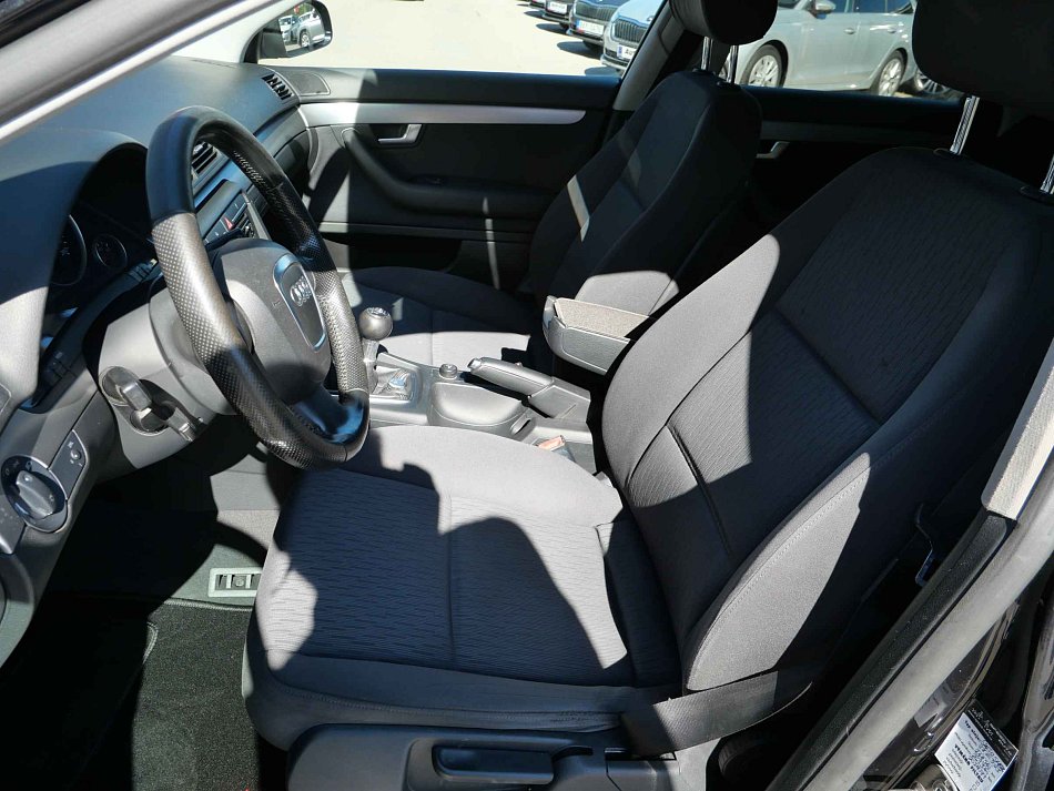 Audi A4 2.0TDi  Avant