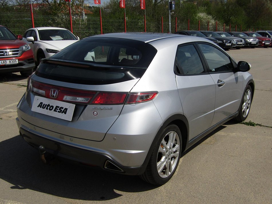 Honda Civic 1.8i-VTEC 