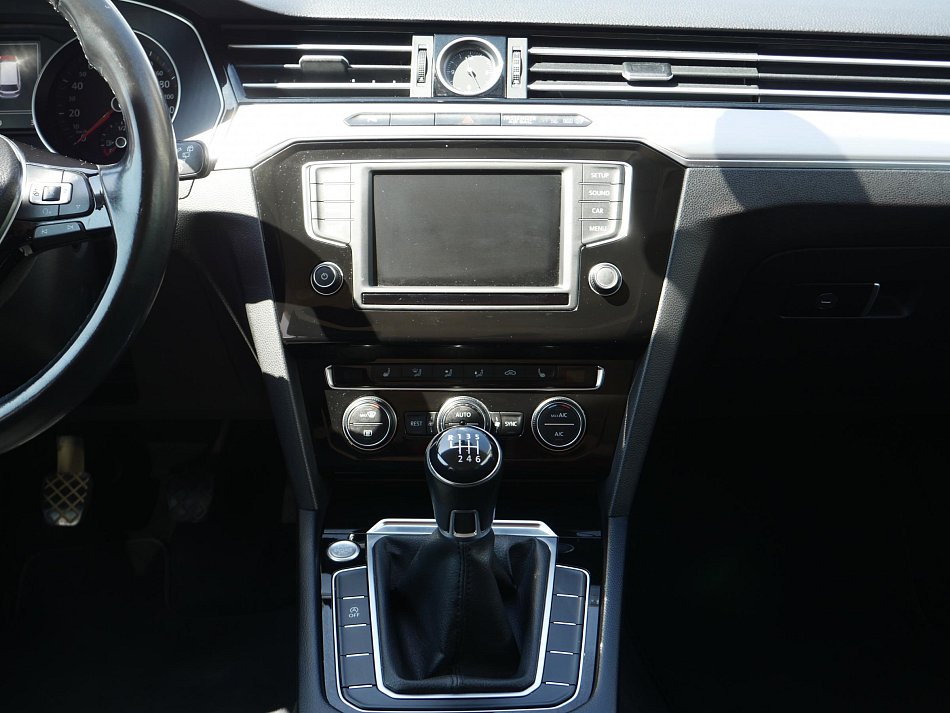 Volkswagen Passat 2.0 TDi Highline